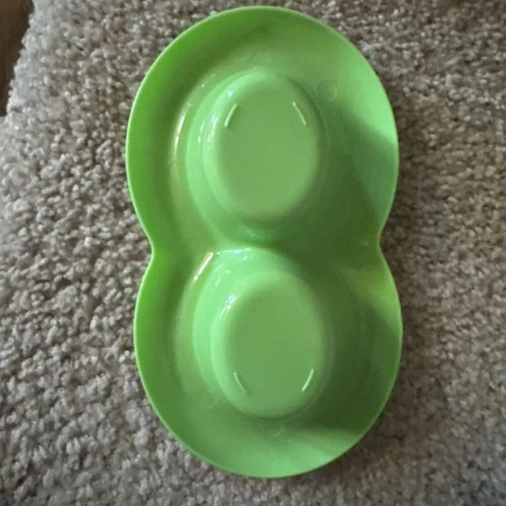 Sea World Aquatica Bowl Water Raft Float Inner Tube Dipping Snack Collectible